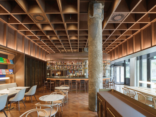 迢音·电报酒店 / 如恩设计研究室  - 室内图, 灯, 玻璃, 椅子