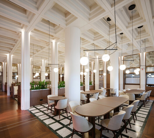 迢音·电报酒店 / 如恩设计研究室  - 室内图, 餐厅, 木头, 桌子, 椅子, 玻璃