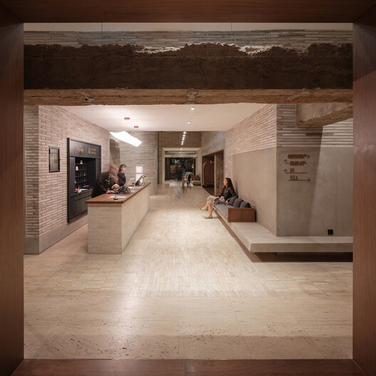 迢音·电报酒店 / 如恩设计研究室  - 室内图, 砖