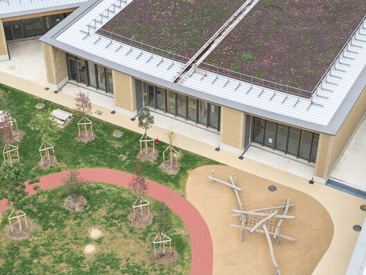 Parc des Loges - Childhood and Sports Center / HEMAA - Image 7 of 28