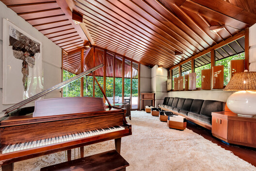 Frank Lloyd Wright’s Fountainhead Residence Purchased by the Mississippi Museum of Art and Prepared for Public Tours - Image 7 of 70