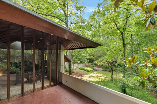 Frank Lloyd Wright’s Fountainhead Residence Purchased by the Mississippi Museum of Art and Prepared for Public Tours - Image 51 of 70