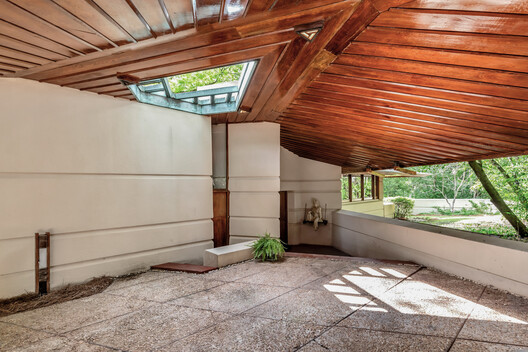 Frank Lloyd Wright’s Fountainhead Residence Purchased by the Mississippi Museum of Art and Prepared for Public Tours - Image 45 of 70