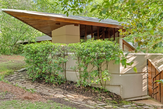 Frank Lloyd Wright’s Fountainhead Residence Purchased by the Mississippi Museum of Art and Prepared for Public Tours - Image 54 of 70