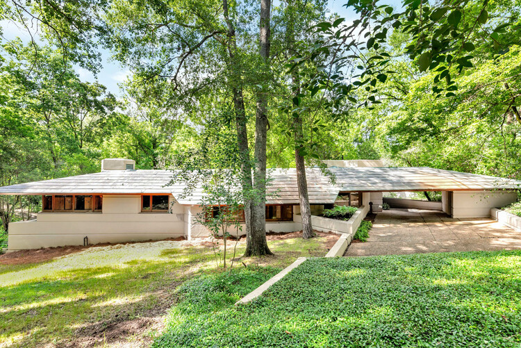Frank Lloyd Wright’s Fountainhead Residence Purchased by the Mississippi Museum of Art and Prepared for Public Tours - More Images
