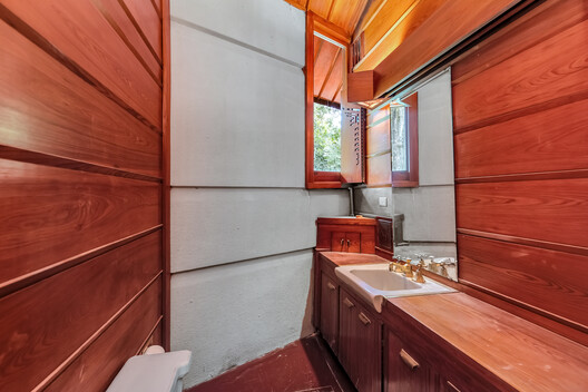 Frank Lloyd Wright’s Fountainhead Residence Purchased by the Mississippi Museum of Art and Prepared for Public Tours - Image 42 of 70