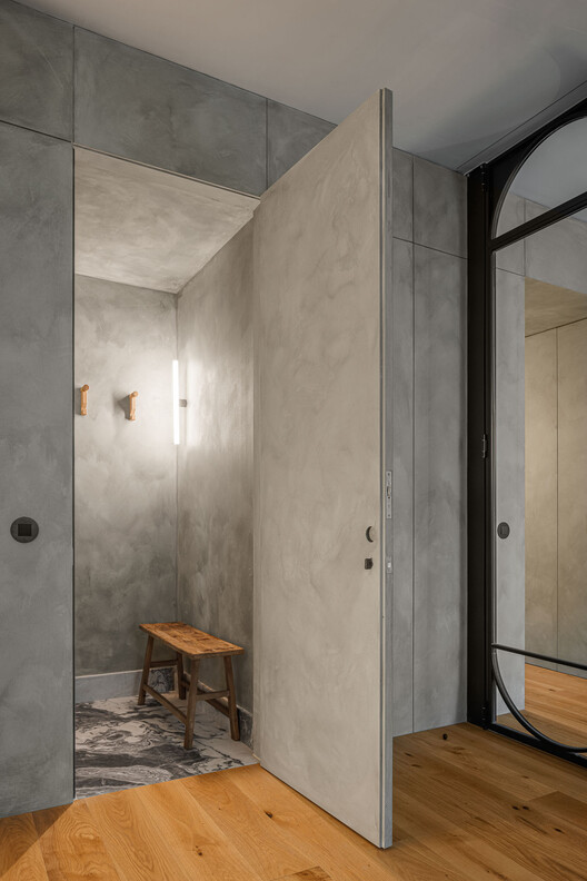 Apartamento Refúgio Urbano / Atelier Réalité - Fotografia de Interiores, Banheiro, Porta, Concreto