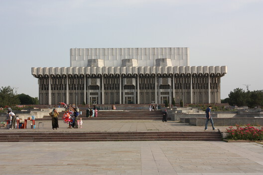The Aesthetics of Power: Soviet Modernism Meets Uzbek Tradition in Tashkent’s Palace of Peoples’ Friendship