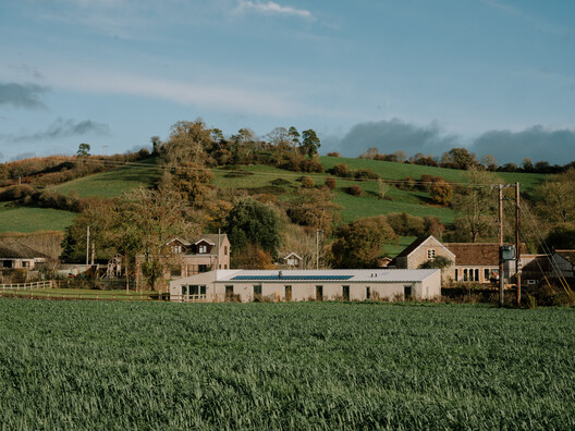 Zero-Carbon Eco Home / Bindloss Dawes Zero-Carbon Eco Home / Bindloss Dawes - Image 2 of 21