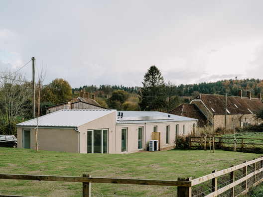 Zero-Carbon Eco Home / Bindloss Dawes