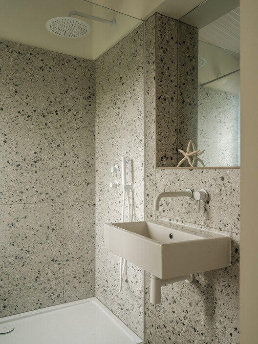 Zero-Carbon Eco Home / Bindloss Dawes Zero-Carbon Eco Home / Bindloss Dawes - Interior Photography, Bathroom, Sink