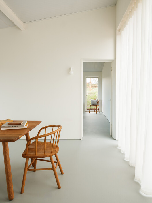 Zero-Carbon Eco Home / Bindloss Dawes Zero-Carbon Eco Home / Bindloss Dawes - Interior Photography, Dining room, Wood