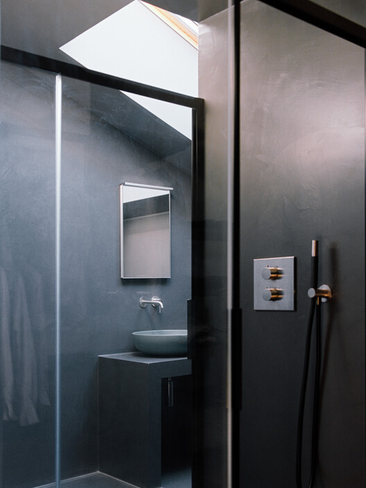 The Gray Race House / Rinaldo Del Nero The Gray Race House / Rinaldo Del Nero - Image 14 of 22