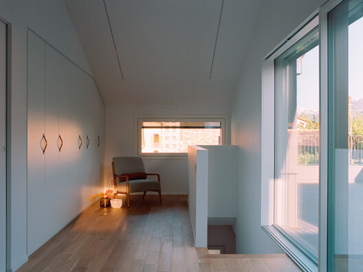The Gray Race House / Rinaldo Del Nero The Gray Race House / Rinaldo Del Nero - Interior Photography, Wood, Lighting