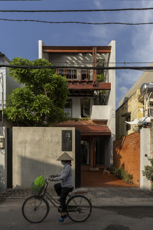 M.Casa / Hinzstudio - Fotografia de Exterior, Madeira, Balcão