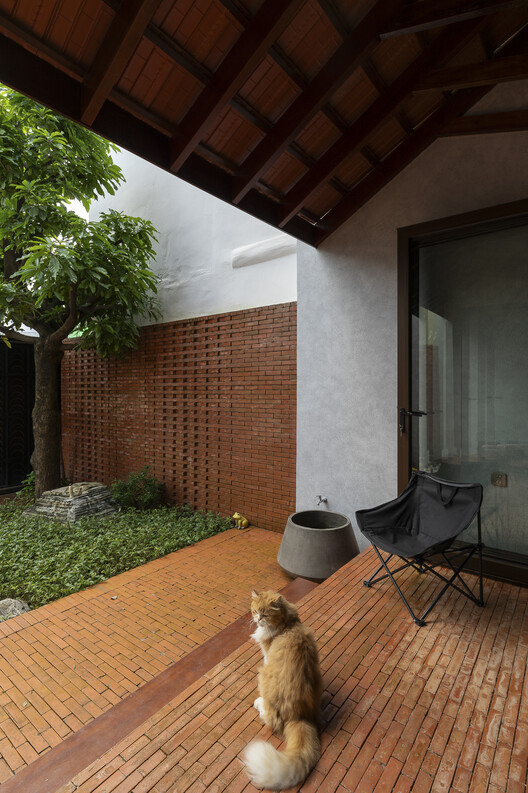 M.Casa / Hinzstudio - Fotografia de Interiores, Banheiro, Madeira, Tijolo, Aido