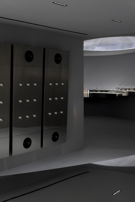 025S Bukchon Store / ATELIER KHJ 025S Bukchon Store / ATELIER KHJ - Image 7 of 16