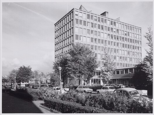 Staal-Kade Office Building Transformation / Office Winhov - Exterior Photography