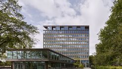 Staal-Kade Office Building Transformation / Office Winhov