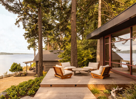 La Memoire Residence / Studio PHH Architects - Exterior Photography, Wood, Deck, Chair, Patio