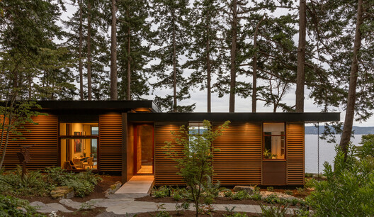 La Memoire Residence / Studio PHH Architects - Image 8 of 27