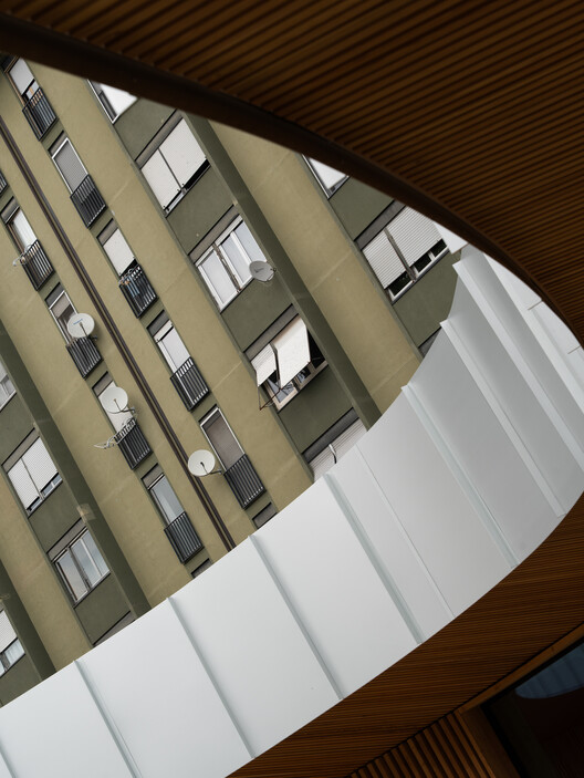 Punto Luce Socio-Educational Center / AOUMM Punto Luce Socio-Educational Center / AOUMM - Interior Photography, Stairs, Wood