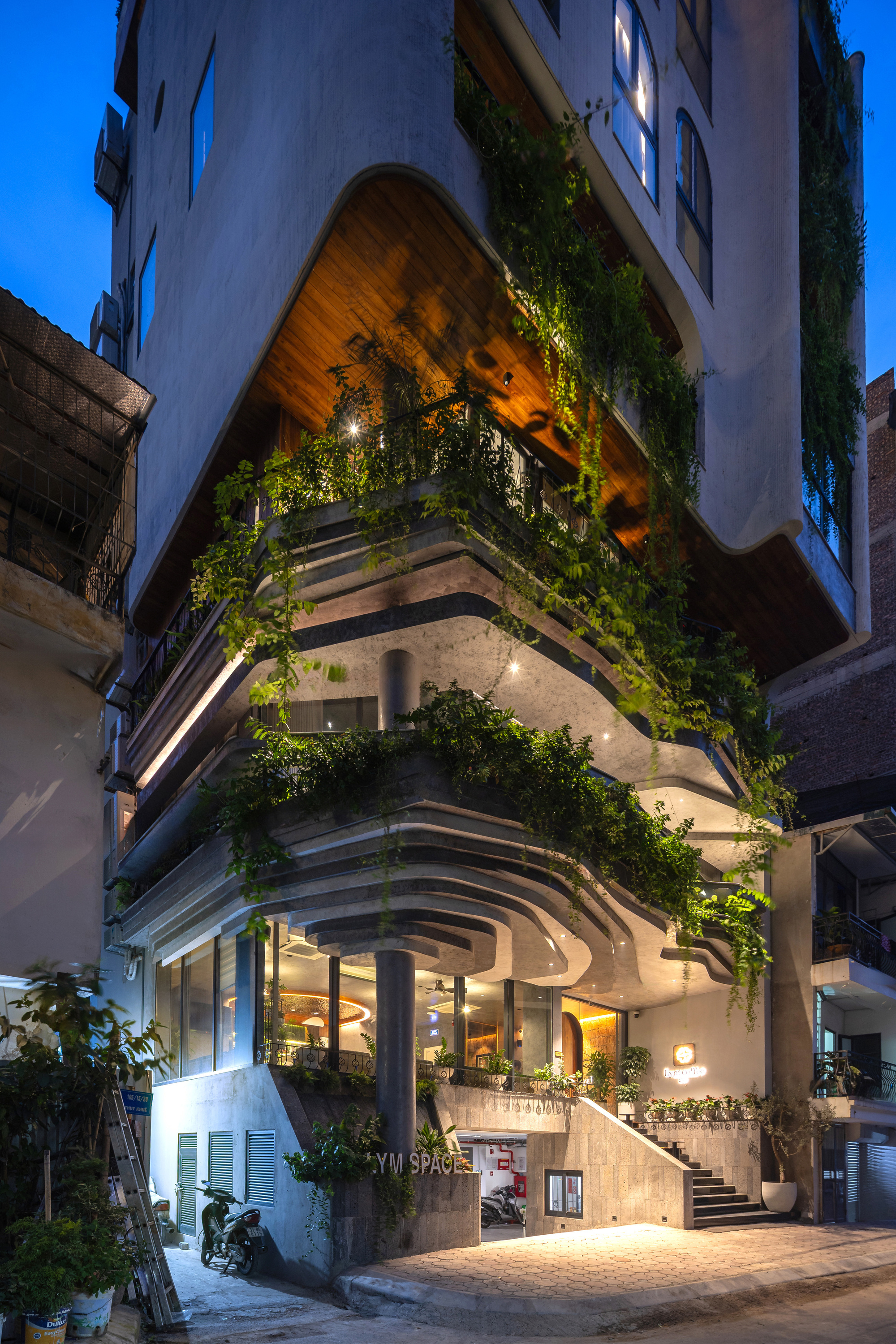 LYM SPACE / PAK Architects LYM SPACE / PAK Architects - Exterior Photography, Balcony