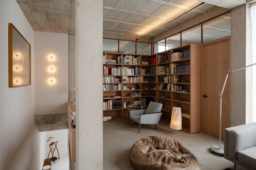 Edificio Mixto Mazatlan 160 / Francisco Pardo Arquitecto - Fotografía interior, Armarios, Madera, Estanterías, Iluminación, Sillas, Mesas