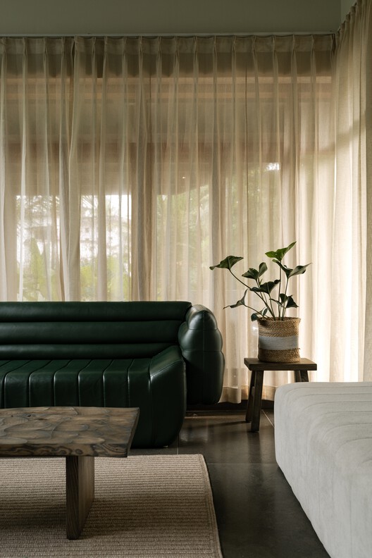 Residência Borda Infinita / TROPICAL TONES - Fotografia de Interiores, Madeira