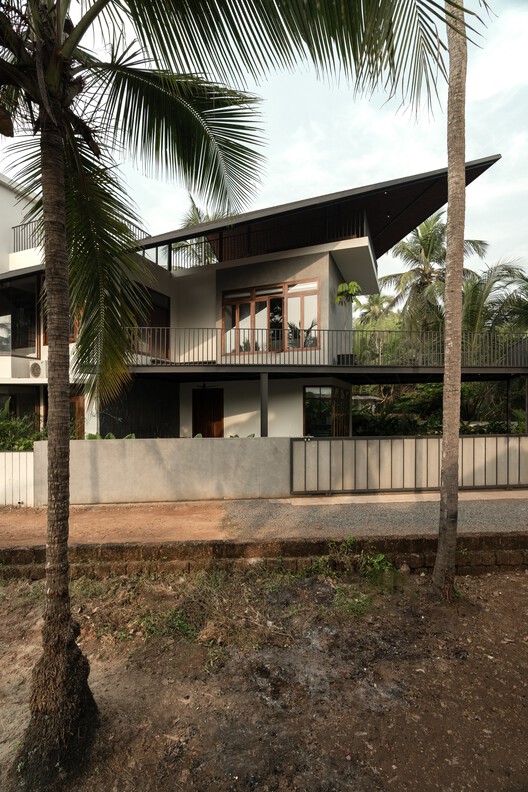 Residência Borda Infinita / TROPICAL TONES - Fotografia de Exterior