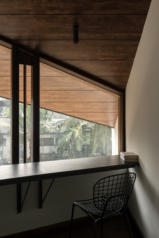 Residência Borda Infinita / TROPICAL TONES - Fotografia de Interiores, Madeira, Vidro