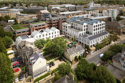 Brooklands Workplace Campus / Allies and Morrison - Exterior Photography