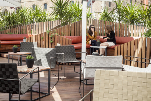 How Environments Shape Outdoor Dining Spaces: 24 Architectural Approaches - Image 15 of 40