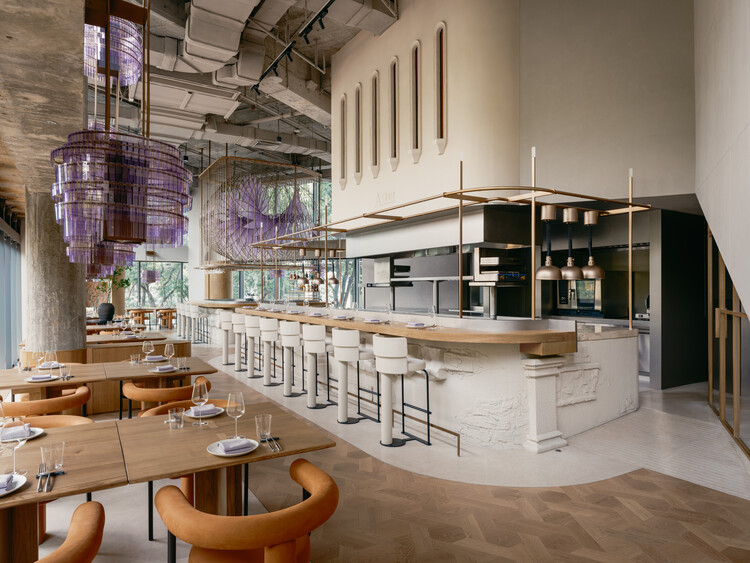 Aster by Joshua Paris / 如莫空间设计 - 室内图, 厨房, 灯, 椅子, 玻璃