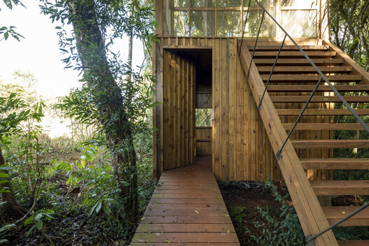 Parque Provincial Urugua-í: amplificadores de paisaje / ENNE Arquitectura - Fotografía exterior, Madera, Escaleras
