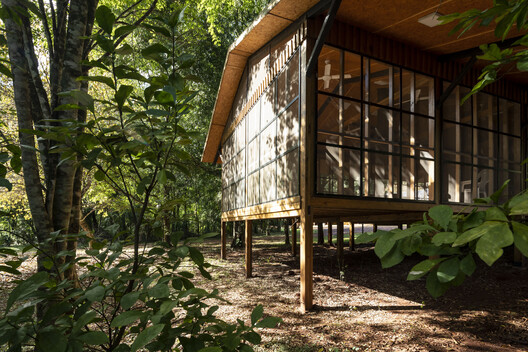 Parque Provincial Urugua-í: amplificadores de paisaje / ENNE Arquitectura - Fotografía exterior, Madera