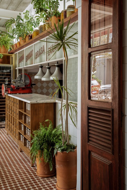 Restaurante Gonza / Tadu Arquitetura - Fotografia de Interiores, Madeira, Prateleira