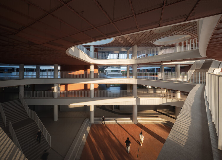 厦门市厦门大学附属科技中学五缘校区 / ONENESS STUDIO - 4 的图像 38