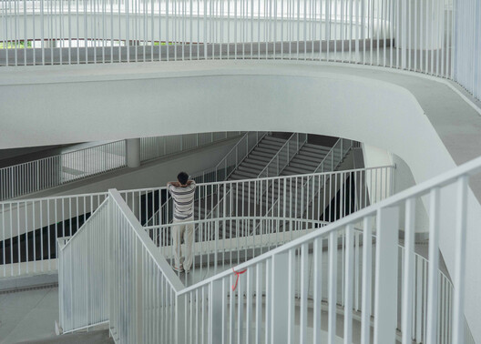 厦门市厦门大学附属科技中学五缘校区 / ONENESS STUDIO - 9 的图像 38