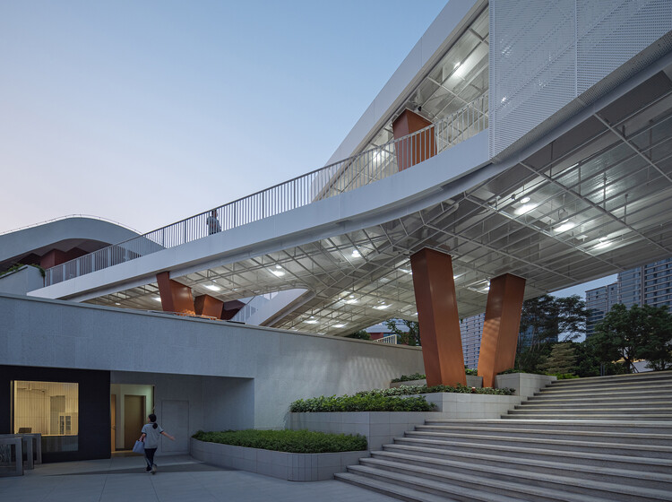 厦门市厦门大学附属科技中学五缘校区 / ONENESS STUDIO - 高中