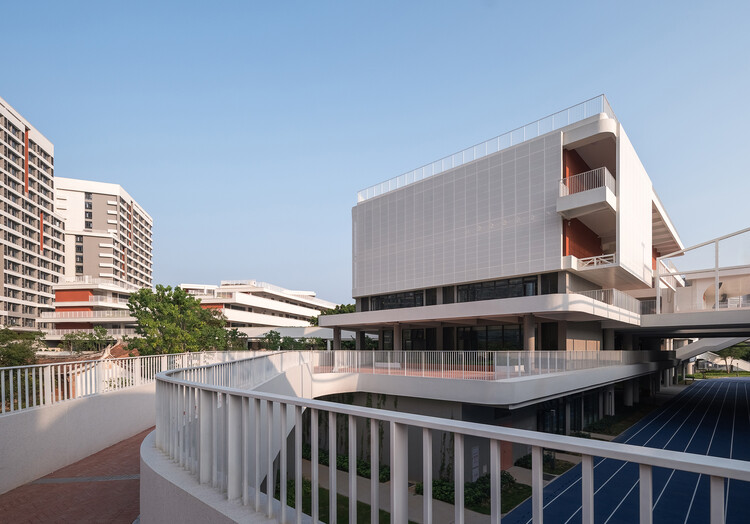 厦门市厦门大学附属科技中学五缘校区 / ONENESS STUDIO - 建筑图, 阳台