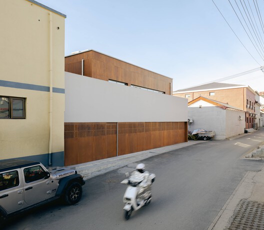 雪山村住宅 / 大料建筑 - 建筑图, 具体的