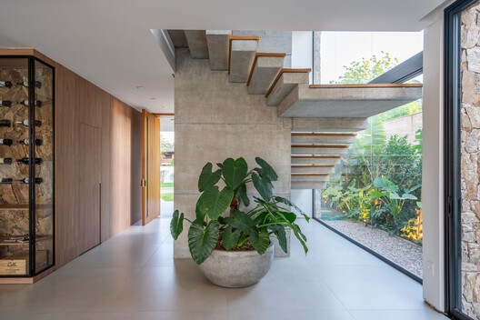 Casa Follia / Biazus Arquitetura - Fotografía interior, Escaleras, Concreto