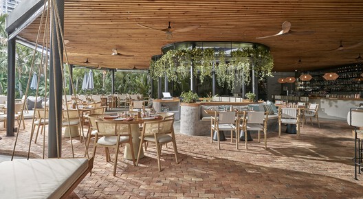 How Environments Shape Outdoor Dining Spaces: 24 Architectural Approaches - Image 21 of 40