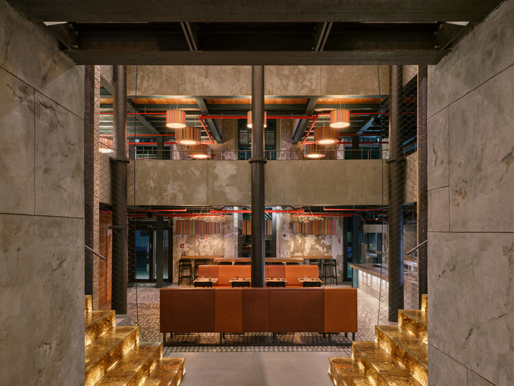 Mexická Restaurant / 20-20 Architekti - Interior Photography, Wood, Lighting
