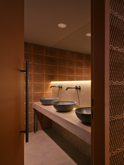 Mexická Restaurant / 20-20 Architekti - Interior Photography, Bathroom, Lighting, Sink