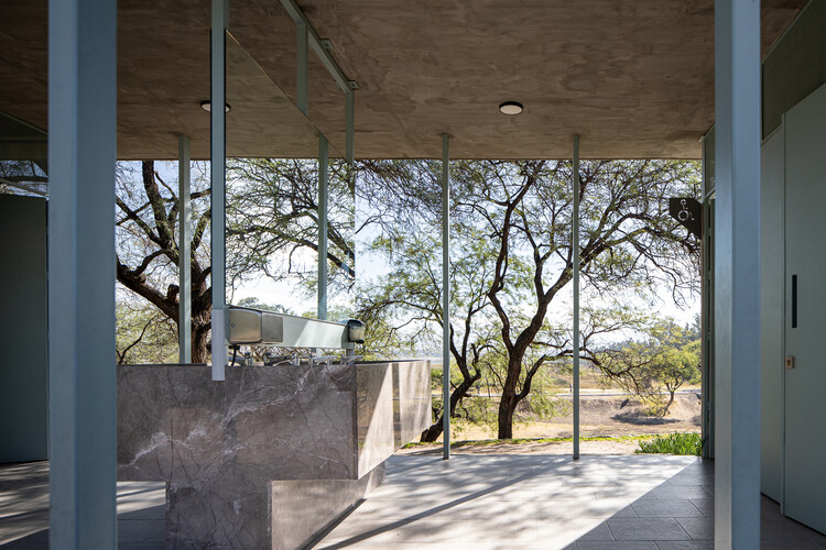 Servicios de Salud Parque Metropolitano / Tactics-a - Imagen 3 de 18