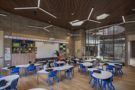 Preescolar Los Nogales / taller de arquitectura de bogotá - Fotografía interior, Comedor, Sillas