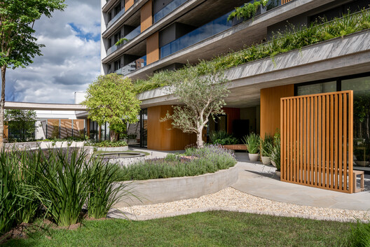 Edifício Flora / IDEIA1 - Fotografia de Exterior, Balcão