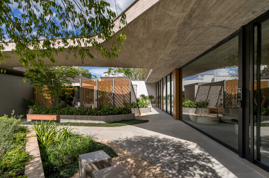 Edifício Flora / IDEIA1 - Imagem 4 de 29